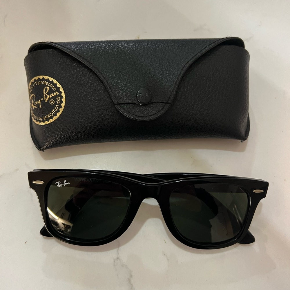 Rayman Wayfarer sunglasses. Great condition.